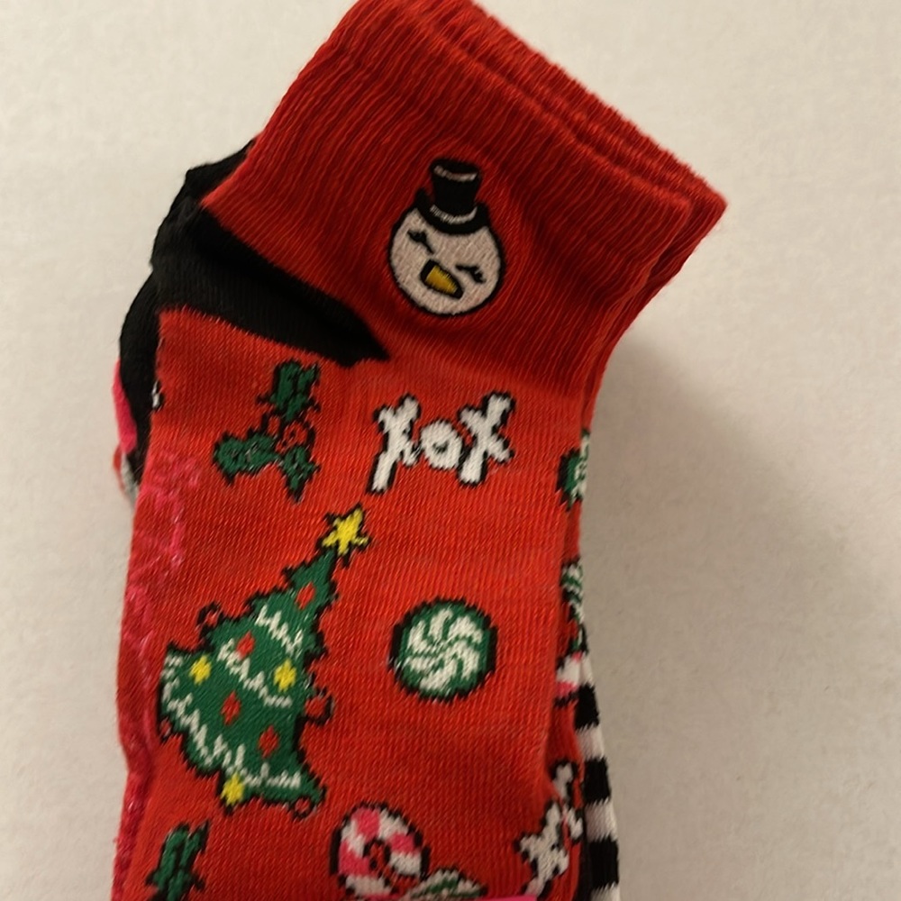New 6 Pack Betsey Johnson Christmas Socks Snowmen J22 - Picture 2 of 4